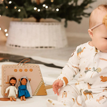 Load image into Gallery viewer, Christmas Suitcase Playset
